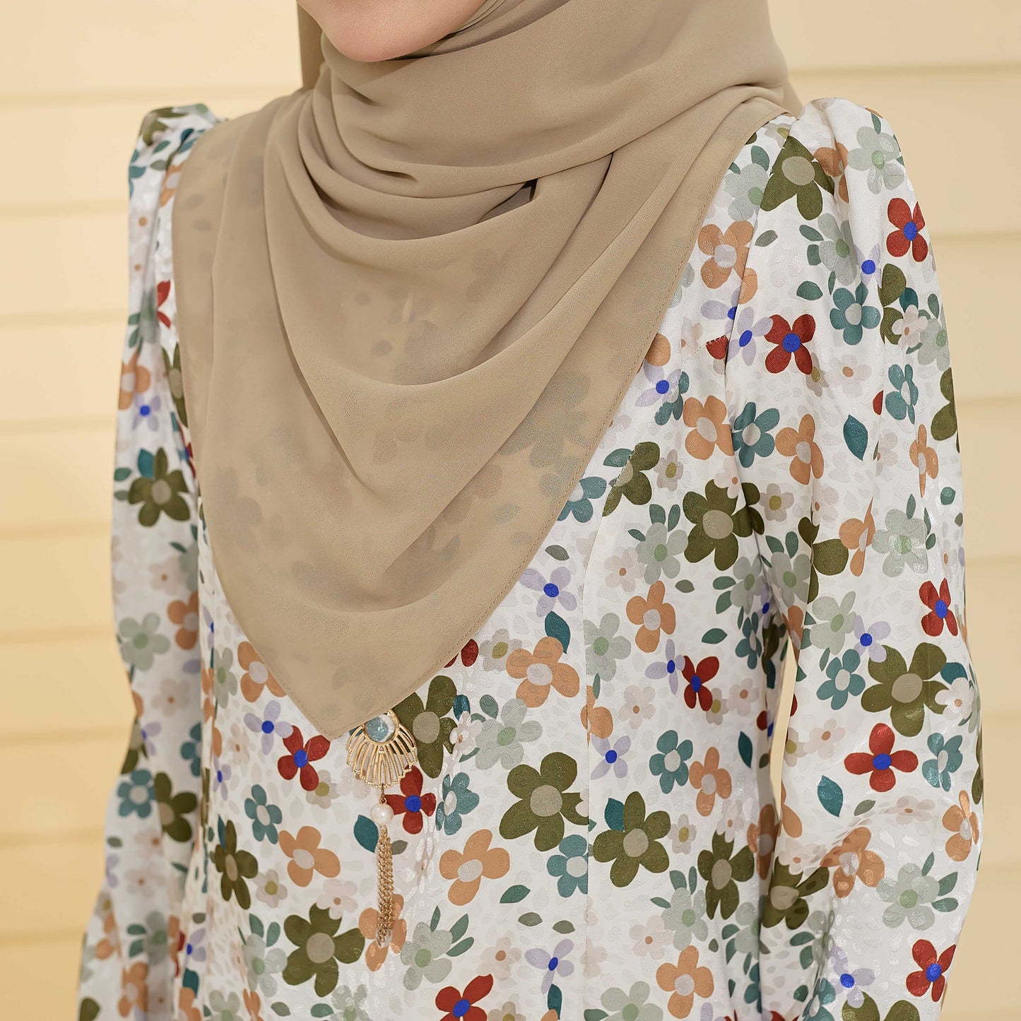 Amora Kurung
