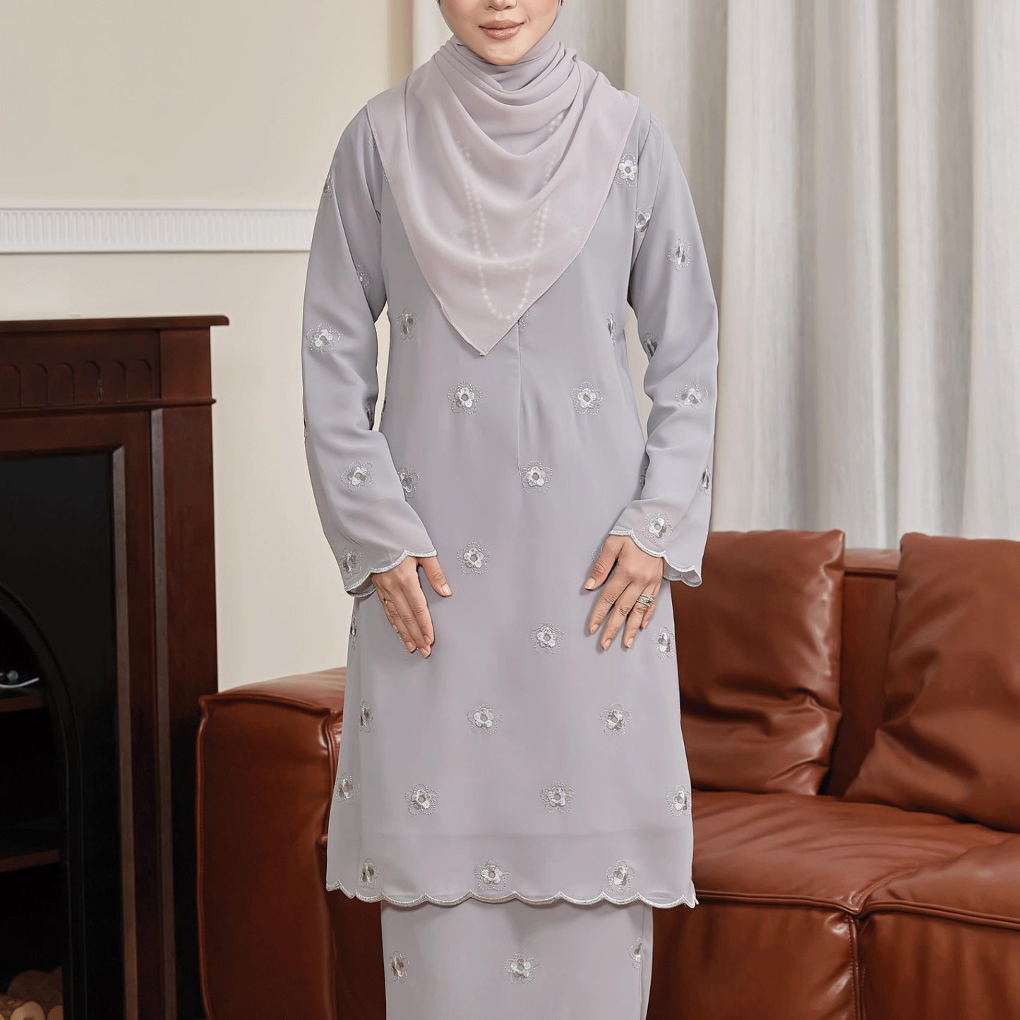 Bellyna Kurung