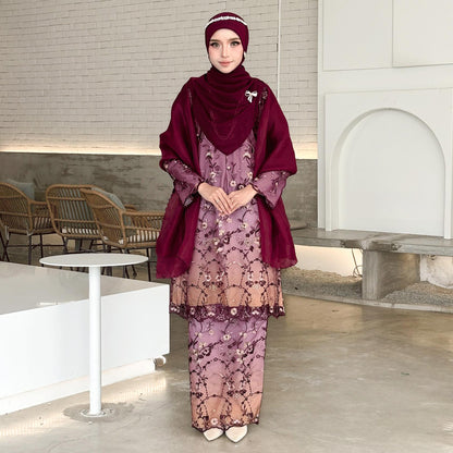 Kairina Kurung