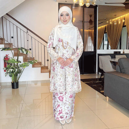 Catrine Kurung
