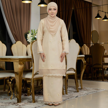 Salsa Kurung