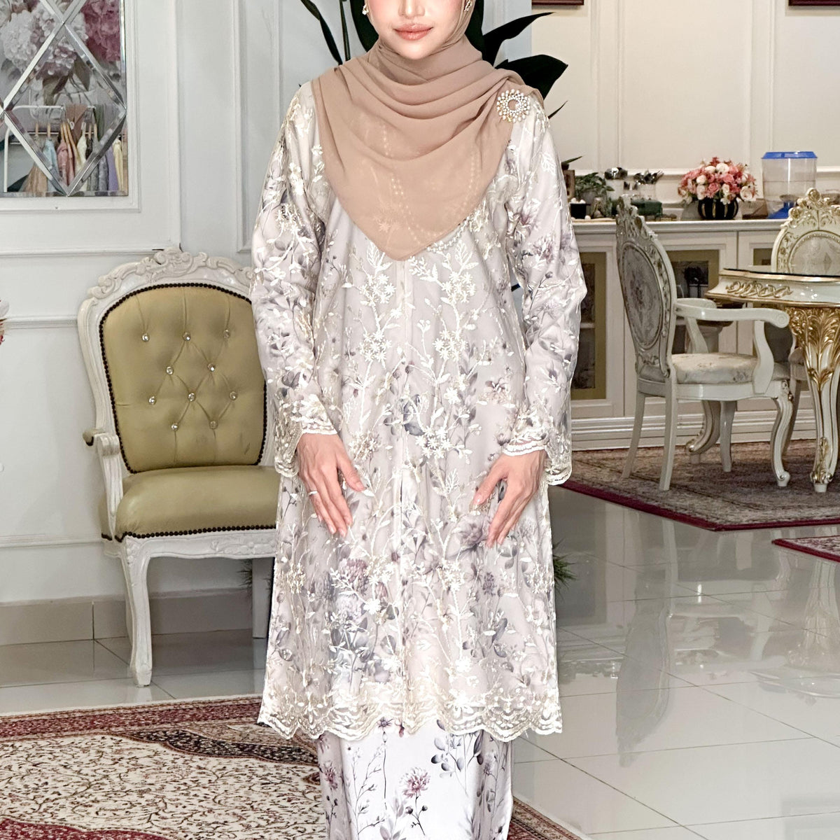 Afira Kurung