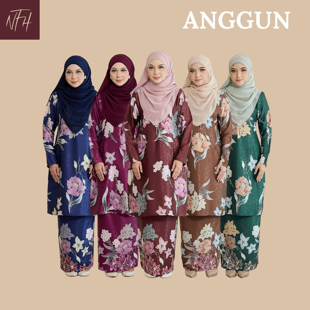 Anggun Kurung