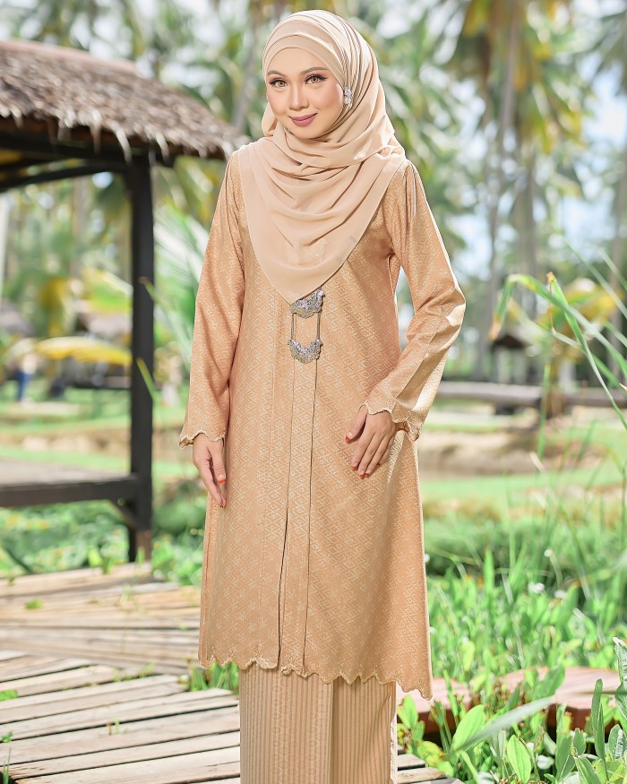 Che Bunga - Beige Brown