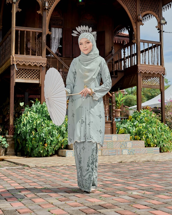 Inang Sari - Sage Green