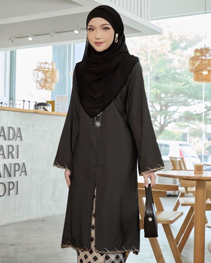 Indah - Elegant Black