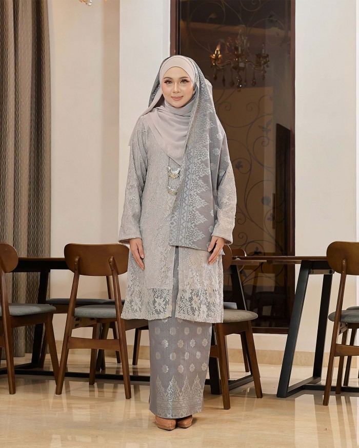 Nafisa - Soft Grey