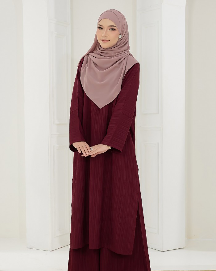 Noura Suit - Maroon