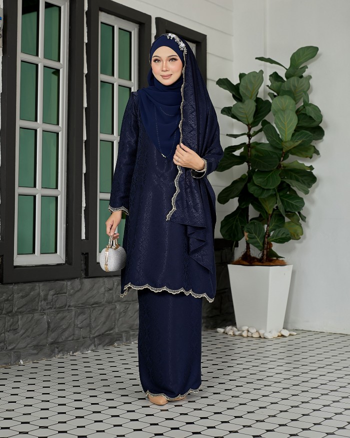 Yunara - Navy Blue