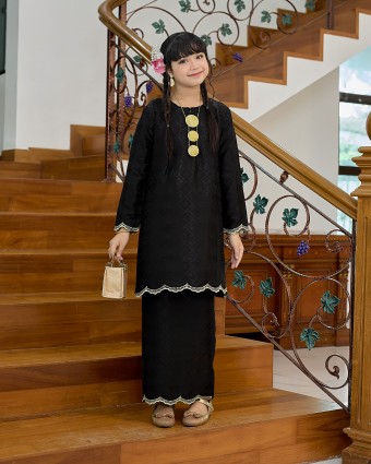 Teratai Kids - Elegant Black